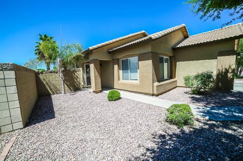 3728 E Woodside Way, Gilbert, AZ 85297 photo 4