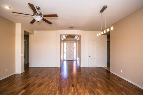 1910 E Desert Ln, Phoenix, AZ 85042 photo 11