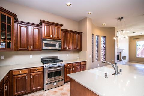 1910 E Desert Ln, Phoenix, AZ 85042 photo 18