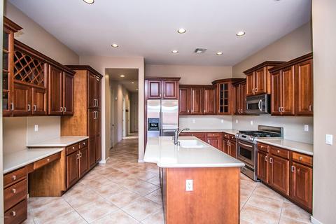 1910 E Desert Ln, Phoenix, AZ 85042 photo 12