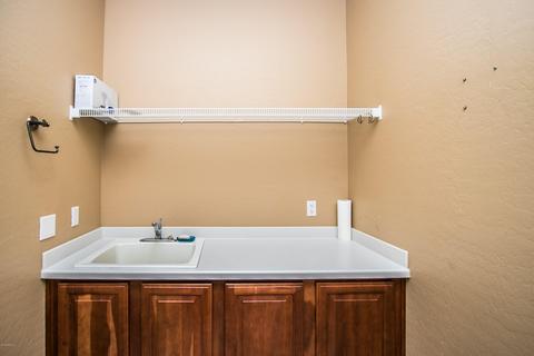 1910 E Desert Ln, Phoenix, AZ 85042 photo 29