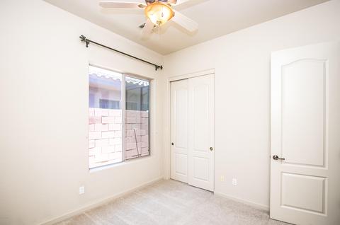 1910 E Desert Ln, Phoenix, AZ 85042 photo 27