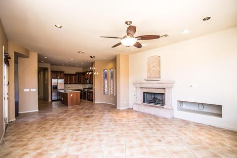 1910 E Desert Ln, Phoenix, AZ 85042 photo 22