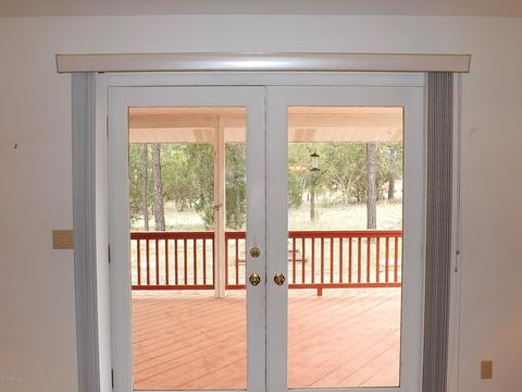 3402 Pine Cone Dr, Overgaard, AZ 85933 photo 19