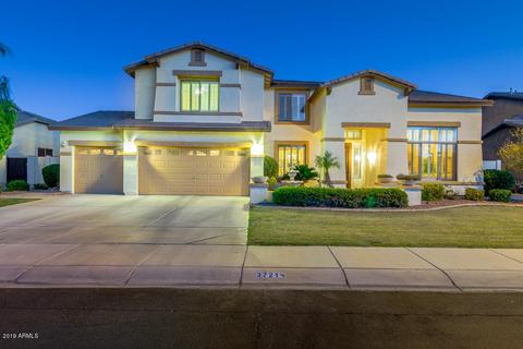 3721 E Diamond Ct, Gilbert, AZ 85297 photo 1
