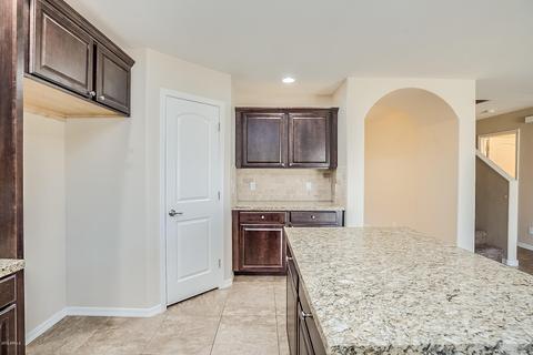 2735 W Wayland Dr, Phoenix, AZ 85041 photo 7