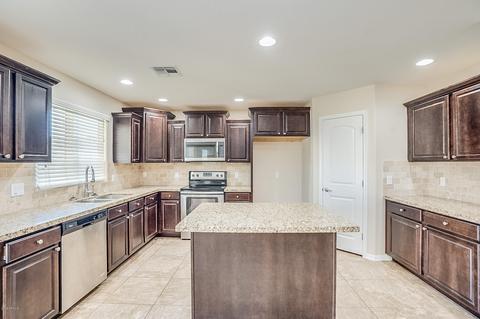 2735 W Wayland Dr, Phoenix, AZ 85041 photo 6