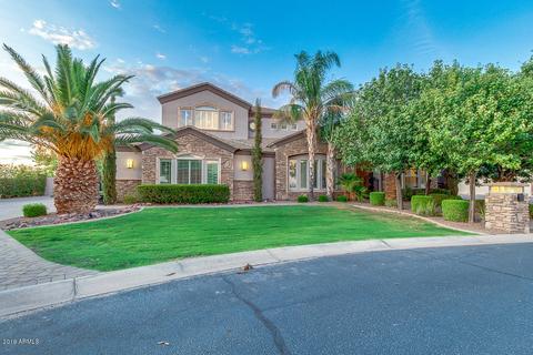 2818 E Waterman Ct, Gilbert, AZ 85297 photo 5