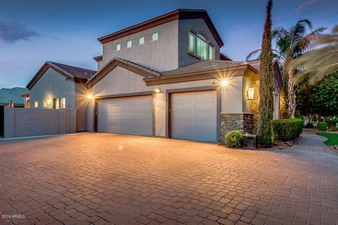 2818 E Waterman Ct, Gilbert, AZ 85297 photo 3