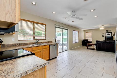 1095 E Del Rio St, Gilbert, AZ 85295 photo 7
