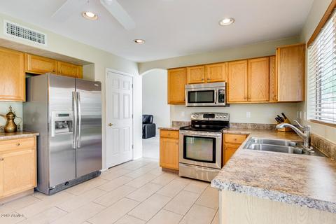 1095 E Del Rio St, Gilbert, AZ 85295 photo 6