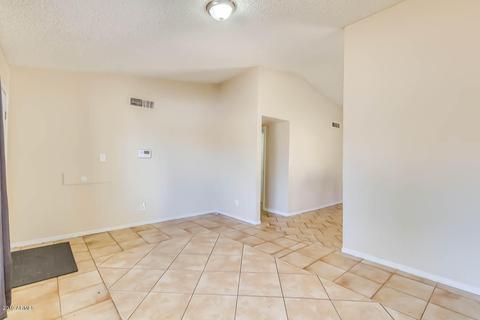 7534 W Heatherbrae Dr, Phoenix, AZ 85033 photo 10
