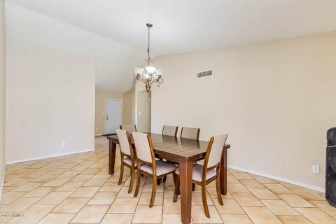 7534 W Heatherbrae Dr, Phoenix, AZ 85033 photo 8