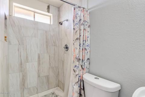 7534 W Heatherbrae Dr, Phoenix, AZ 85033 photo 3