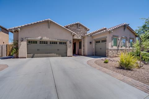 748 E Charlevoix Ave, Gilbert, AZ 85297 photo 1