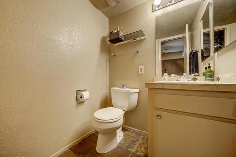 4050 E Cactus Rd #202, Phoenix, AZ 85032 photo 13