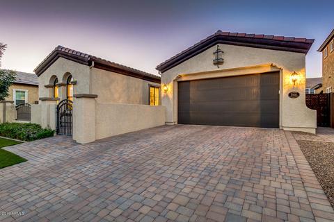 10550 E Mendoza Ave, Mesa, AZ 85209 photo 2