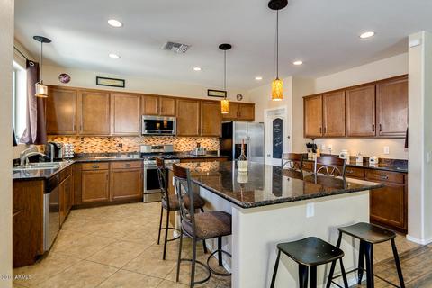 2040 S Martingale Rd, Gilbert, AZ 85295 photo 15