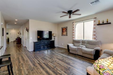2040 S Martingale Rd, Gilbert, AZ 85295 photo 12