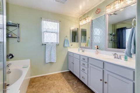 2040 S Martingale Rd, Gilbert, AZ 85295 photo 28