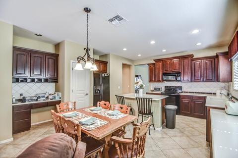 4052 E Cullumber St, Gilbert, AZ 85234 photo 9