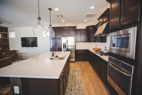 3823 E Stiles Ln, Gilbert, AZ 85295 photo 9