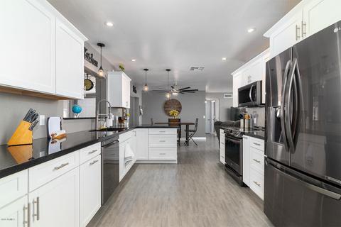 1580 S Saguaro Dr, Apache Junction, AZ 85120 photo 2