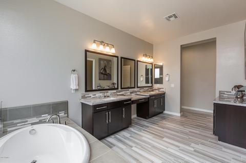 3495 E Orleans Dr, Gilbert, AZ 85298 photo 18