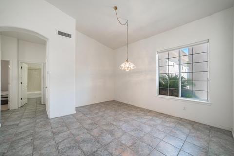 2712 E Claire Dr, Phoenix, AZ 85032 photo 4