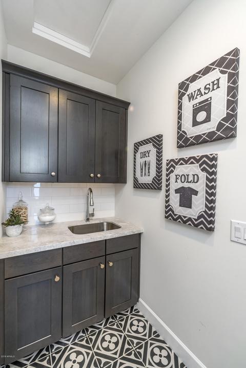 4003 E Campus Dr, Phoenix, AZ 85018 photo 25