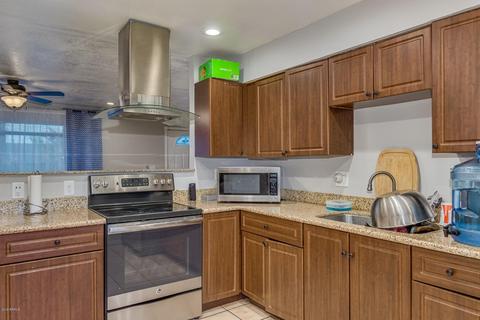 211 W Beautiful Ln, Phoenix, AZ 85041 photo 11