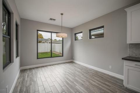 4018 E Campus Dr, Phoenix, AZ 85018 photo 6