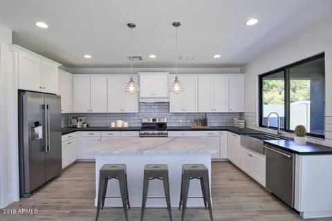 4014 E Campus Dr, Phoenix, AZ 85018 photo 1
