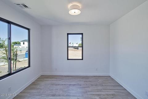 4014 E Campus Dr, Phoenix, AZ 85018 photo 16