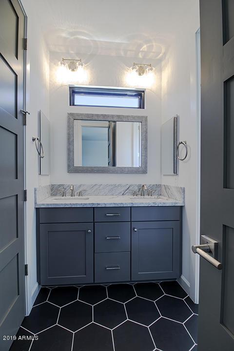 4014 E Campus Dr, Phoenix, AZ 85018 photo 15