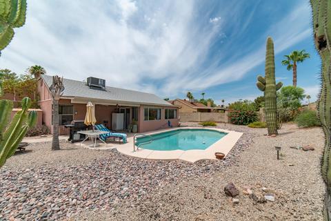 1010 E Kerry Ln, Phoenix, AZ 85024 photo 2