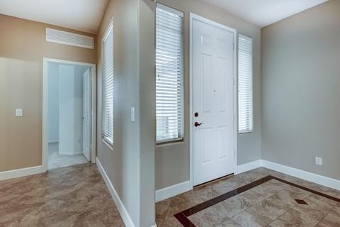 3227 E Lark Ct, Gilbert, AZ 85297 photo 6
