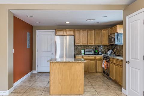 2711 E Fairmount Ave, Phoenix, AZ 85016 photo 8