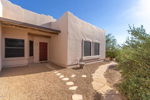 515 E Lavitt Ln, Phoenix, AZ 85086 photo 1
