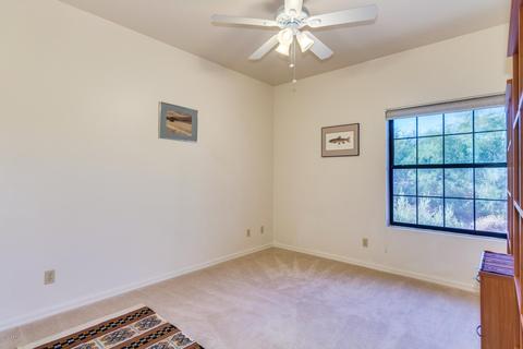 515 E Lavitt Ln, Phoenix, AZ 85086 photo 12