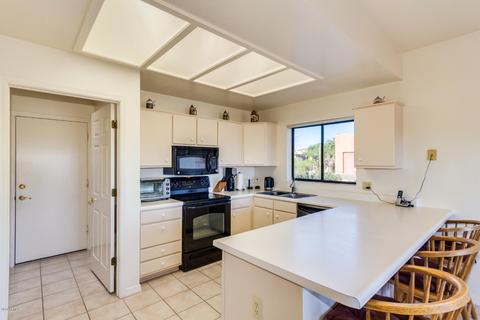 515 E Lavitt Ln, Phoenix, AZ 85086 photo 8