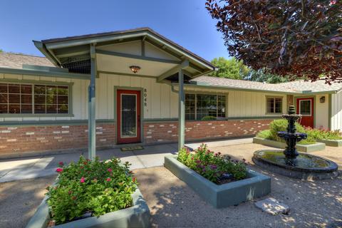 8048 N 15th Ave, Phoenix, AZ 85021 photo 1