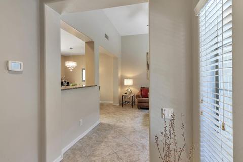 3966 E Melinda Dr, Phoenix, AZ 85050 photo 2