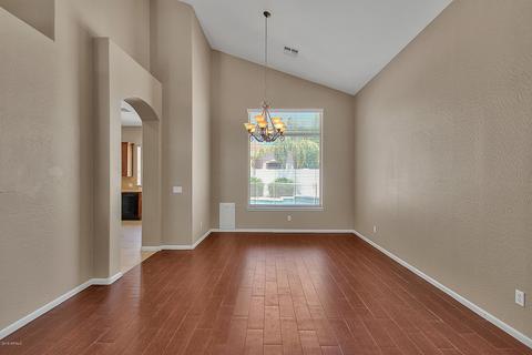 1096 E Oakland Ct, Gilbert, AZ 85295 photo 11
