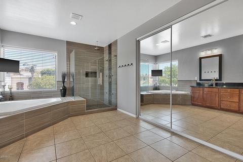 1096 E Oakland Ct, Gilbert, AZ 85295 photo 28