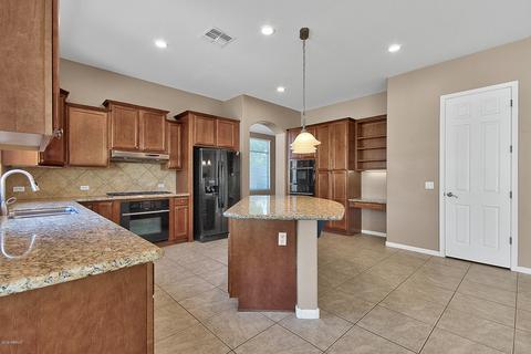1096 E Oakland Ct, Gilbert, AZ 85295 photo 14