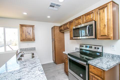 130 N Mountain Rd, Apache Junction, AZ 85120 photo 3