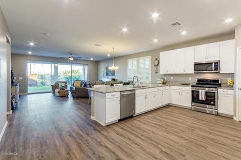 3959 E Liberty Ln, Gilbert, AZ 85296 photo 5