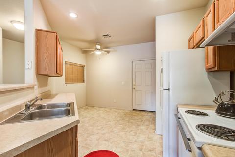 2633 E Sunland Ave, Phoenix, AZ 85040 photo 4