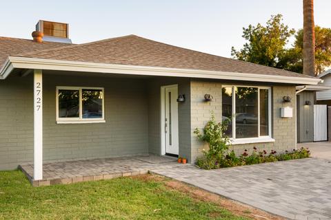 2727 E Clarendon Ave, Phoenix, AZ 85016 photo 1